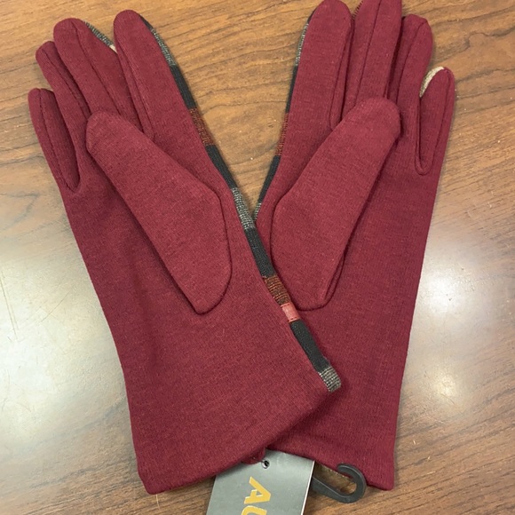 Ladies plaid burgundy-beige-red and black plaid design. Brand new with tags. - Picture 2 of 6